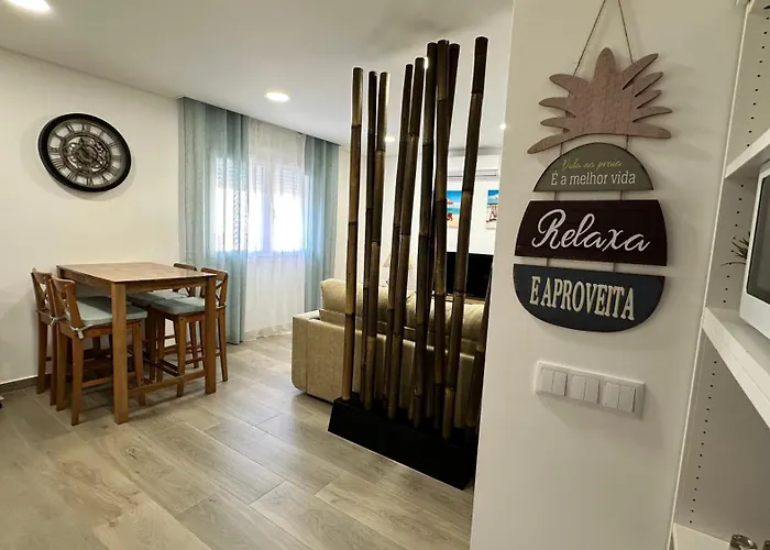 Cristal House 250 Meters From Monte Gordo