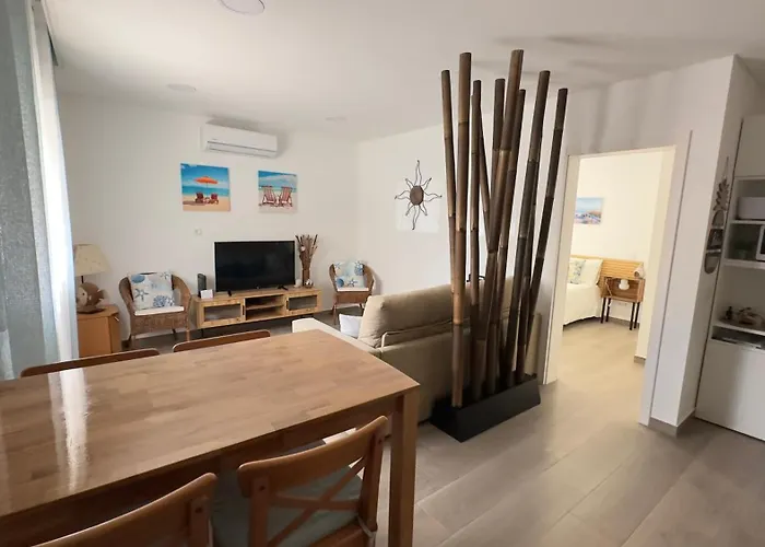 Cristal House 250 Meters From Appartement