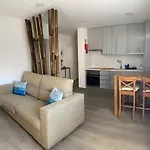 Cristal House 250 Meters From Daire Monte Gordo
