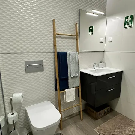 Cristal House 250 Meters From Monte Gordo