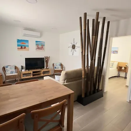 Cristal House 250 Meters From Appartamento