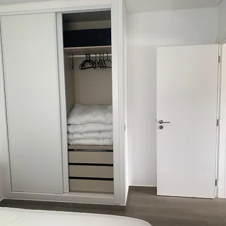 Cristal House 250 Meters From Appartamento *