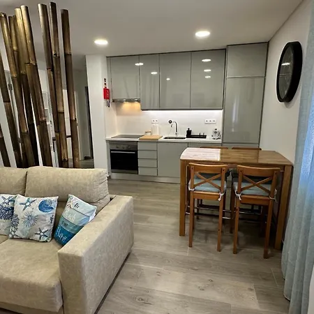 Cristal House 250 Meters From * Monte Gordo